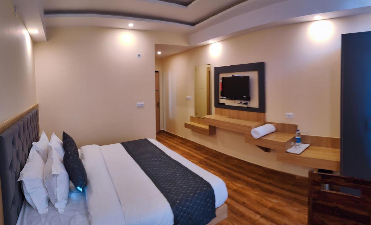 The Fragrance Hotel Katra  Buitenkant foto